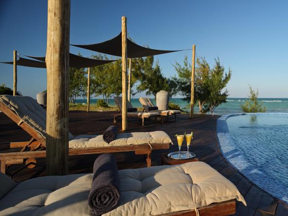 Coral Lodge 15.41 - Pool2